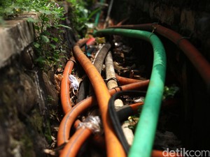 Kabel Broadband di Surabaya Tak Perlu Bongkar-bongkar Galian