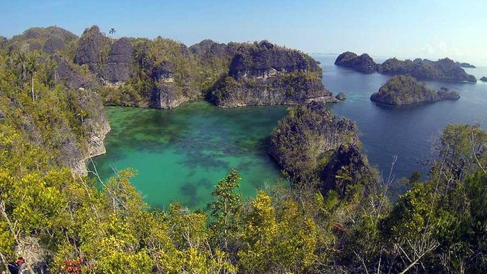 Laguna berbentuk bintang di Raja Ampat