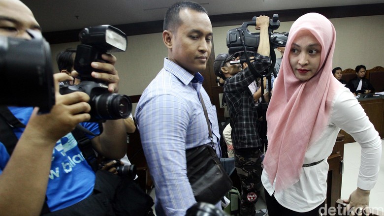 Masih Dipenjara, Bagaimana Hubungan Angelina Sondakh dan Anak? Masih Dipenjara, Bagaimana Hubungan Angelina Sondakh dan Anak?