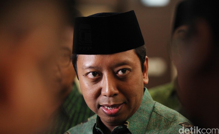 SK PPP Dicabut, Romi: Ketum Kembali Dijabat Suryadharma Ali