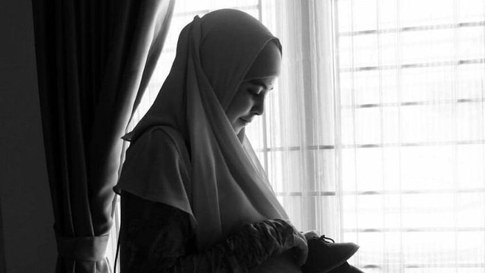 Hamil Anak Cowok, Risty Tagor Ingin Melahirkan Normal