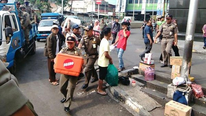 Kasatpol PP Jakpus Siap Dirombak Ahok: Kami Sudah Bekerja Maksimal
