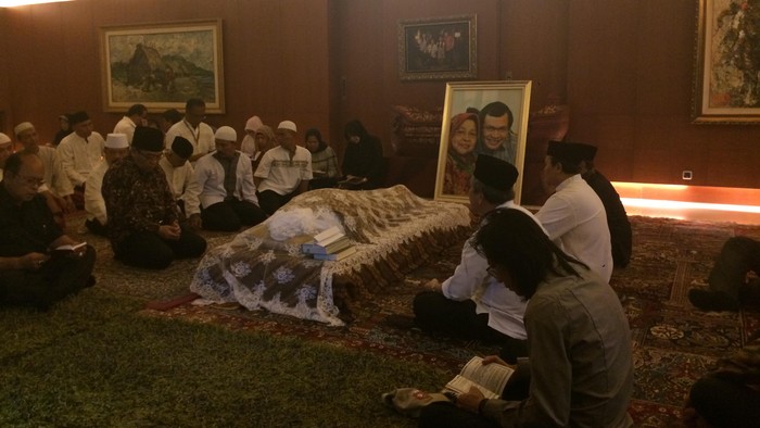 Komjen BG dan Buwas Datang Bersamaan ke Rumah Pramono Anung