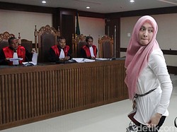 Brotoseno Disidang, Angie: Jalani Saja, Semua Ditentukan Allah