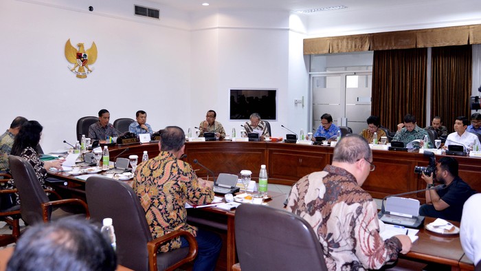 Jokowi: Pejabat Negara Harus Dahulukan Kepentingan Negara Dibanding Cuti