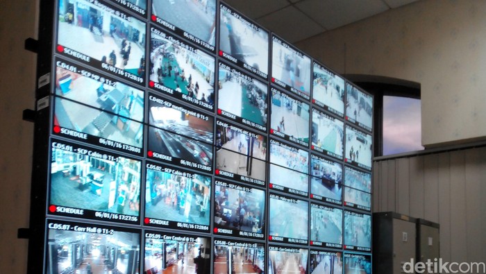 Di Ruang Kontrol Ini Para Tikus Bagasi Bandara Cengkareng Dipantau