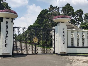 Silang Pendapat Pemindahan 600 Makam untuk Urai Macet Pasteur