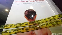 Selain klikik yang ada di PIM 1, ada 6 cabang lainnya yang juga di-police line karena tidak memiliki izin praktik operasi.