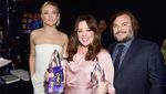 Intip Keseruan Artis di Backstage People Choice Awards 2016