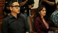 Sidang perceraian Masayu dan Lembu di Pengadilan Agama Jakarta Selatan, Kamis (7/1/2016).