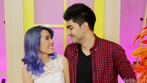 Ardina Rasti dan Gandhi Fernando, Teman tapi Mesra