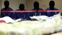 Dalam jaringan ini diamankan empat orang tersangka di tiga tempat berbeda.