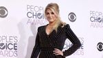 Bertabur Artis di Red Carpet People Choice Awards 2016