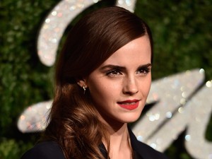 Ini Makeup yang Selalu Dipakai Emma Watson Saat Hadiri Acara Penting