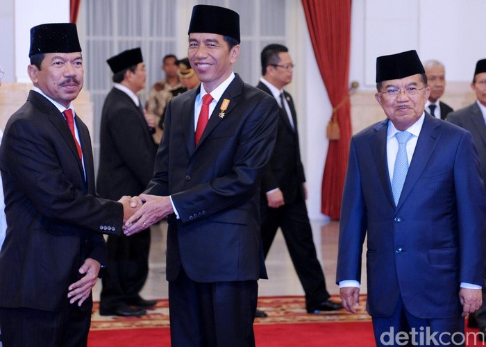 Kepala Lemsaneg: Jangan Pakai Aplikasi Asing, Mudah Disadap