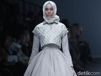 Tidak Lagi Colorful, Seperti Apa Gaya Hijab yang Akan Tren ...