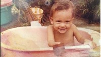 Sedari kecil, Luna memiliki senyum manis dan mata yang indah. (Foto: dok. Instagram/lunamaya)