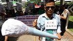Demo Desak KPK Usut Kasus Sumber Waras