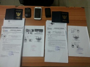 Razia di Apartemen Pesanggarahan, Petugas Tangkap 12 WNA Overstay