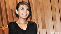 Begini penampilan Rina Nose sebelum berhijab. Foto: Noel/detikHOT