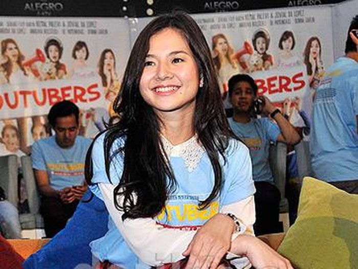 Eriska Rein Tengah Hamil Anak Pertama