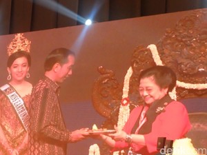 Melihat Hubungan Jokowi dan Mega yang Kian Mesra