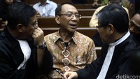 Namun Jero tak berbicara soal urgensi keterangan JK yang dijadwalkan hadir pada Kamis (14/1).