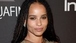 Kenakan Dress Menerawang, Zoe Kravitz Ekspos Payudara