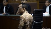 Permohonan ini disampaikan Jero melalui penasihat hukumnya bernama Sugiyono dalam persidangan di Pengadilan Tindak Pidana Korupsi, Jl Bungur Besar, Jakarta Pusat, Senin (11/1/2016).