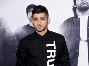 Zayn Malik Bicara Soal Dibesarkan Secara Islam Hingga Aksi Terorisme