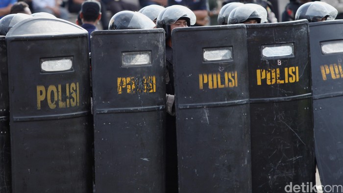 3.643 Personel TNI-Polri Amankan Demo di Sekitar Monas Siang Ini