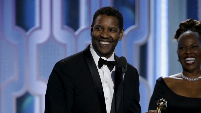 Ajak Keluarga ke Atas Panggung, Denzel Washington Raih Cecil B. DeMille Award