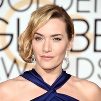 Kepada InStyle, Kate Winslet membocorkan isi lemari esnya yang penuh dengan sayuran. Kulkas kami selalu penuh bayam, kangkung, mentimun. Saya vegetarian dan suami saya adalah vegan, jadi ada banyak bahan nabati di rumah kami. Suamiku yang beralih menjadi vegan relatif baru, katanya. Foto: Getty Images