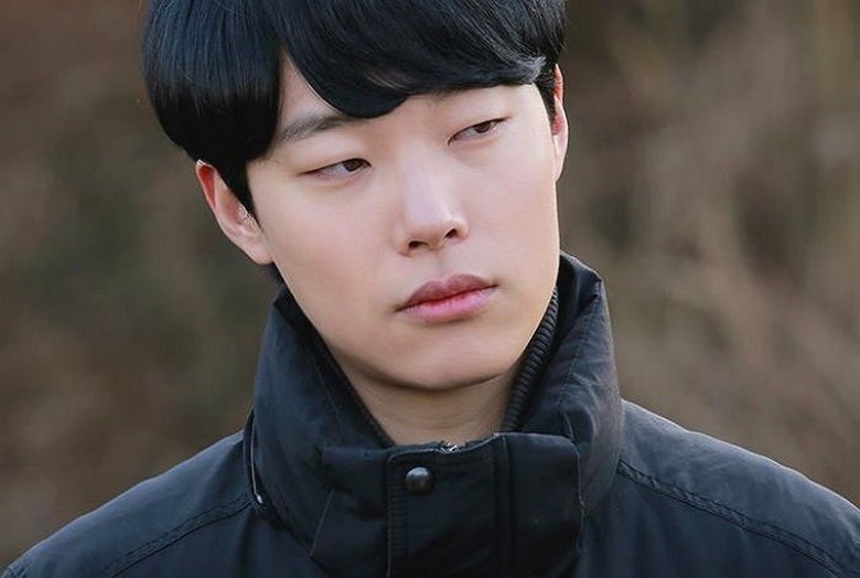 Pemeran Jung Hwan 'Reply 1988' Kecelakaan Sebelum Syuting Episode Terakhir