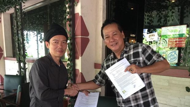 Ody Mulya Hidayat dan Tere Liye
