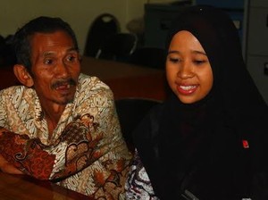 Raih Cumlaude di Malaysia, Heni Pilih Balik Kandang ke Surabaya