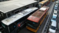 Pemerintah Provinsi DKI Jakarta berencana menggratiskan biaya Transjakarta khusus untuk penghuni rumah susun sederhana.