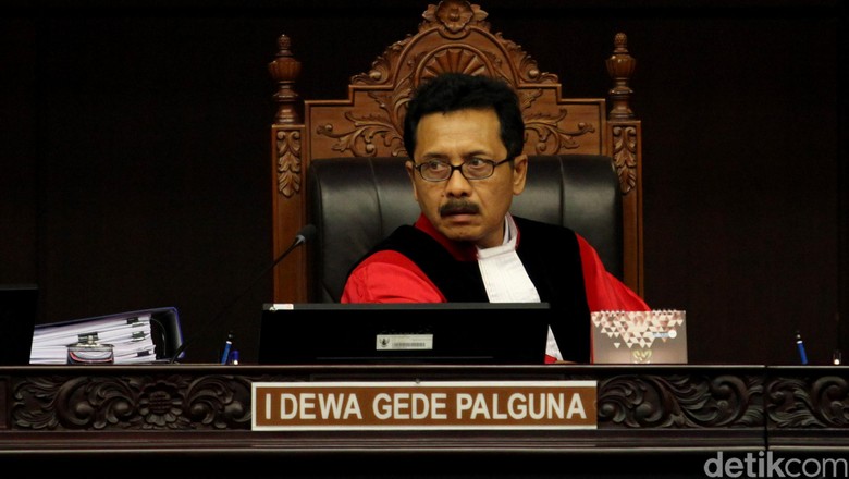 Sidang Gugatan Pileg, MK Batasi Jumlah Saksi Maksimal 4 Orang Sidang Gugatan Pileg, MK Batasi Jumlah Saksi Maksimal 4 Orang