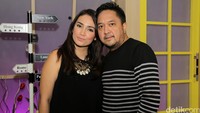 Feby Febiola dan Fanky Sihombing saat ditemui di Studio Rumpi No Secret, Tendean, Jakarta Selatan pada Senin (11/1/2016). Pool/Ismail/detikFoto