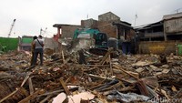Kawasan tersebut akhirnya rata dengan tanah.