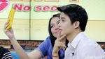 Ehm... Kezia Karamoy Asyik Selfie Bareng Teejay Marquez