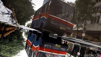 Bus metromini sudah eksis sejak dahulu. Pada tahun 2016 metromini menyatakan siap menerapkan tarif berdasarkan kilometer. Begini penampakan metromini di tahun 2016. Foto: Rachman Haryanto