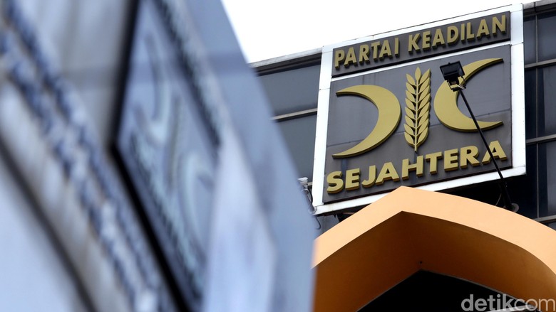 RUU KUHP Mau Dibahas Lagi, PKS Cermati Pencabutan Pasal Penghinaan Presiden RUU KUHP Mau Dibahas Lagi, PKS Cermati Pencabutan Pasal Penghinaan Presiden