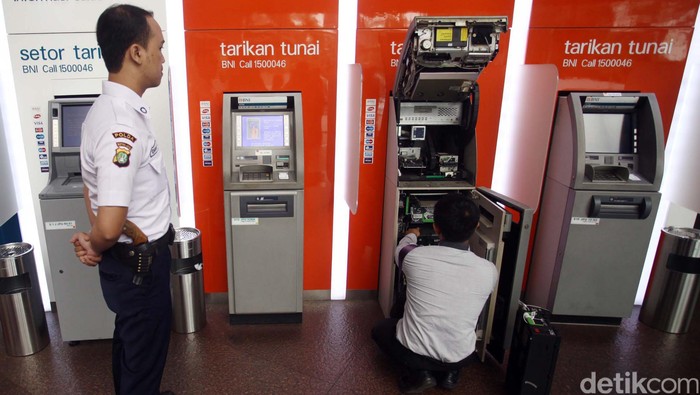 Tarif Transaksi Antar Bank di RI Termasuk Paling Tinggi di Dunia