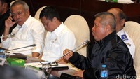 Kepala Korlantas Polri, Irjen Pol Condro Kirana saat menjelaskan mengenai keadaan lalulintas selama Natal dan Tahun Baru 2016 kepada Komisi V. Lamhot Aritonang/detikcom.