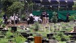 Polisi Bongkar Kuburan Allya untuk Autopsi