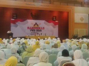 Rakornas Hasilkan 14 Kesepakatan, Salah Satunya Komitmen PKS di KMP