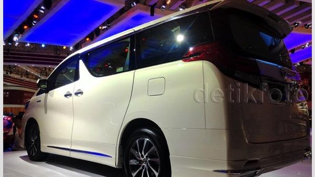 Mobil dengan Harga Super Mahal yang Laris Manis di GIIAS