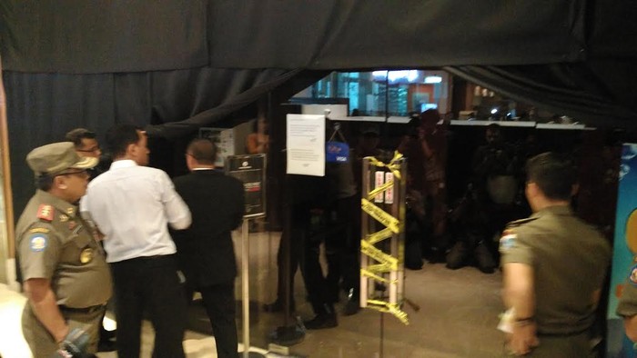 Chiropractic First di Grand Indonesia Disegel Satpol PP