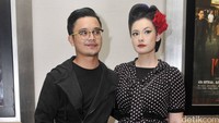 Keduanya tampak serasi dengan busana hitam. Pool/Noel/detikFoto.